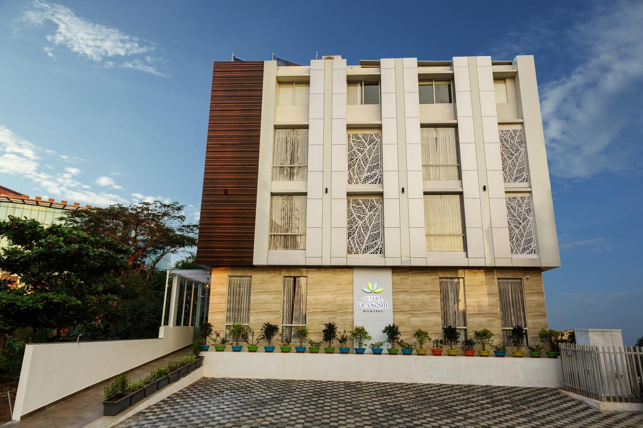 Hotel Tranquil Manipal Exteriör bild